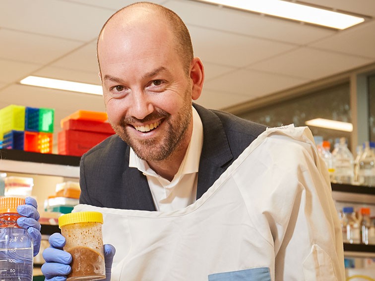 Dr Sam Costello