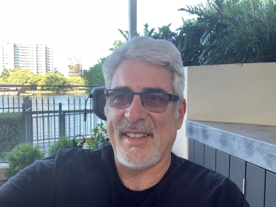 Dr Josh Geffen.